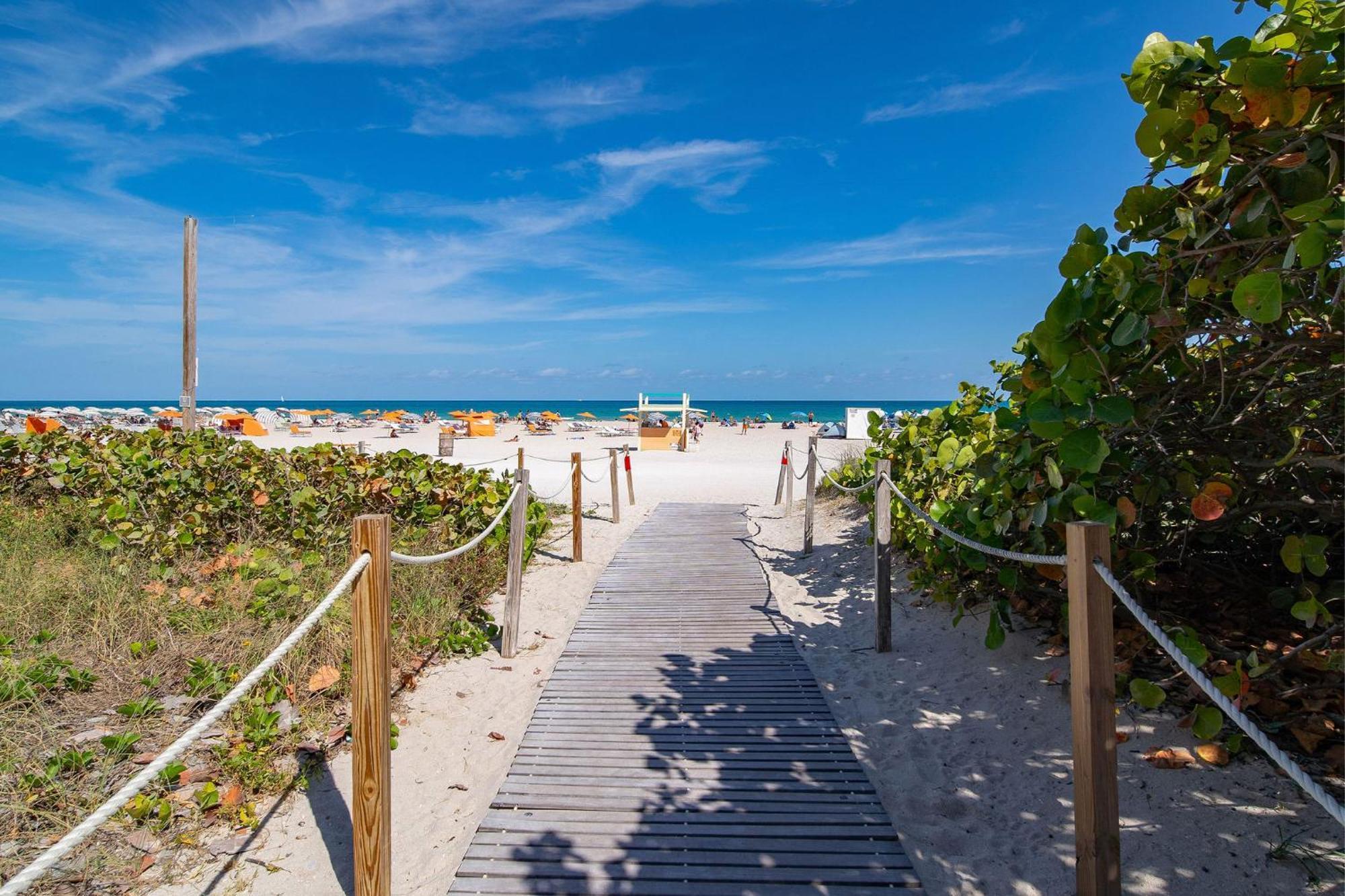 מיאמי ביץ' Beachy 1 B/R, W/2 Queen Beds, On Ocean Drive Beach מראה חיצוני תמונה